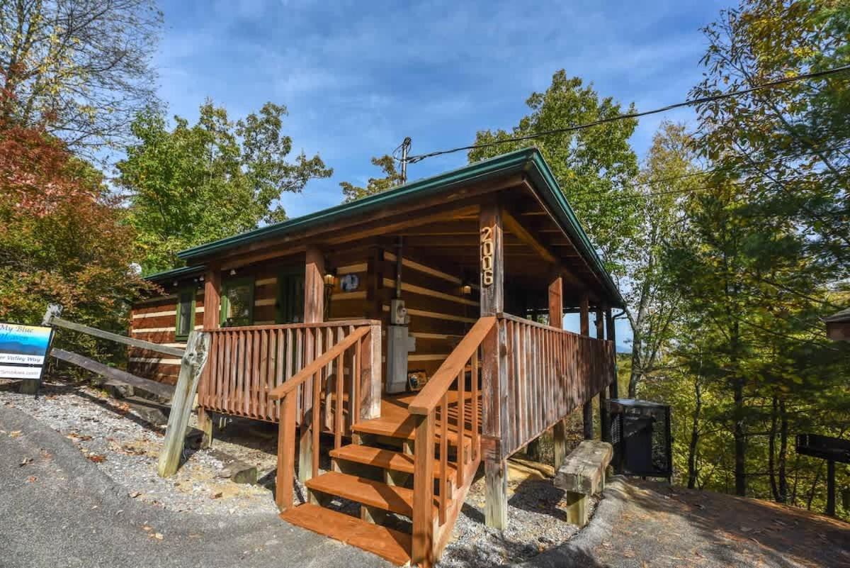 View! Cozy, Private, Fireplace, Hot Tub Log Cabin, Honeymoon! Сев'єрвілл Екстер'єр фото