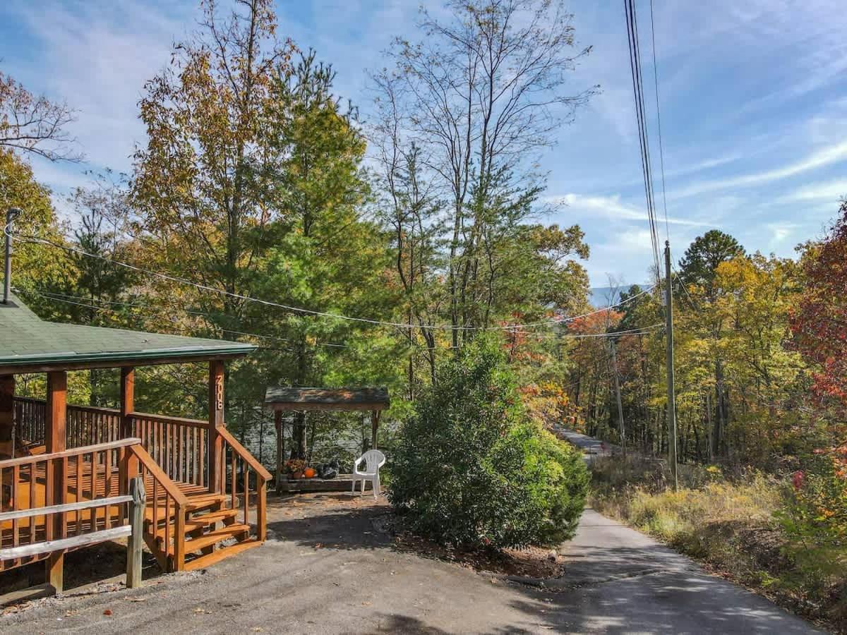 View! Cozy, Private, Fireplace, Hot Tub Log Cabin, Honeymoon! Сев'єрвілл Екстер'єр фото